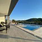 Vila Karpuz *