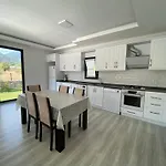 Villa Karpuz *